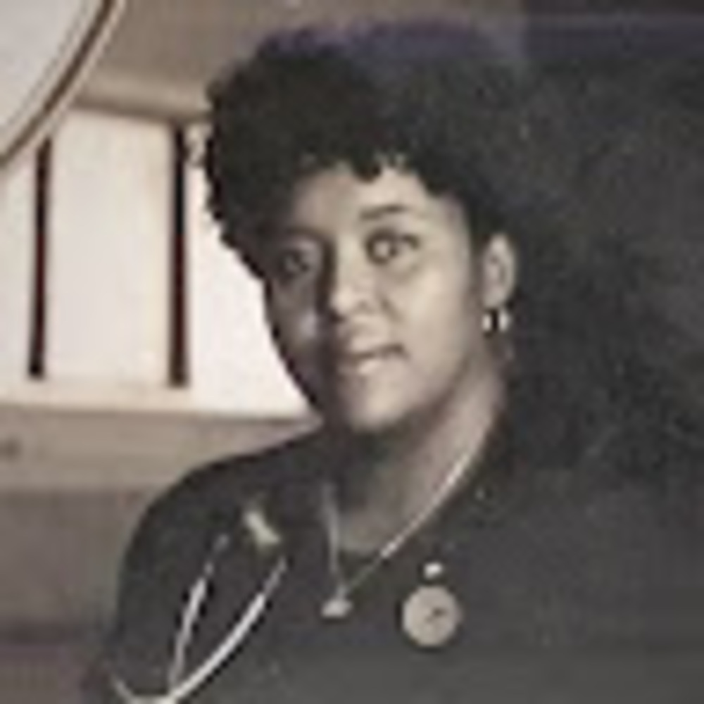 Meet your Posher, Toni